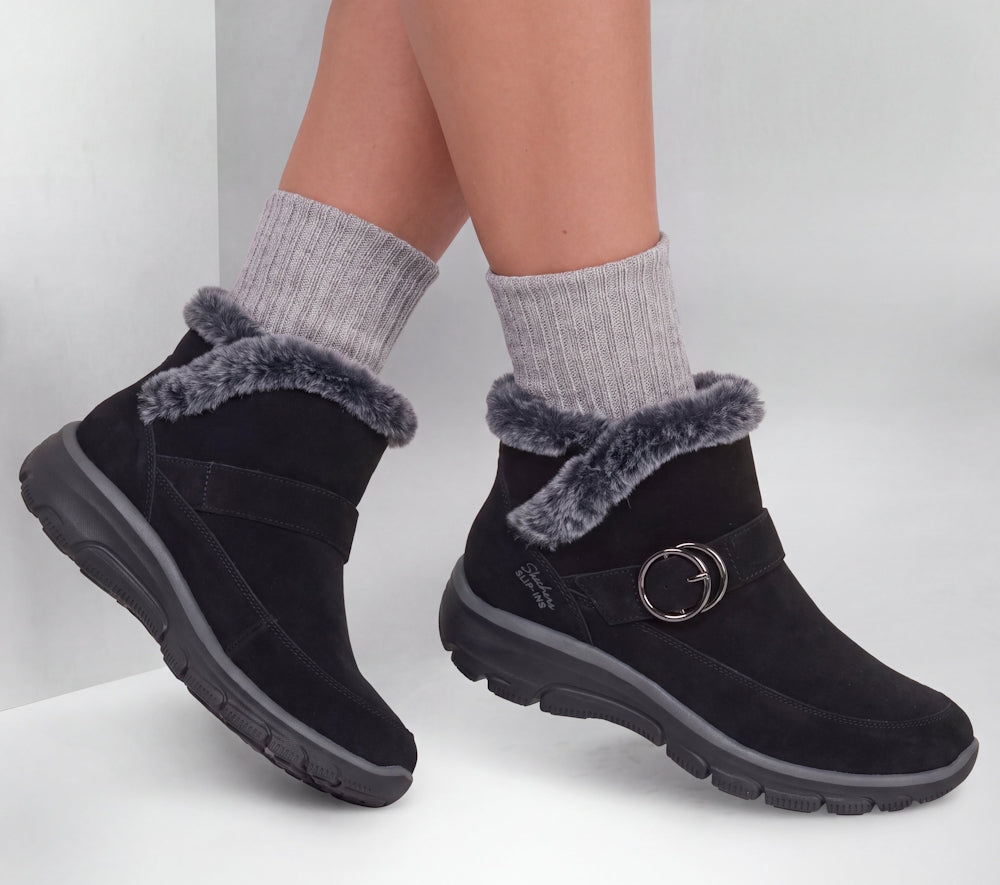 Skechers 168185/BLK Slip-ins Relaxed Fit: Easy Going - Gentle Winter - Black