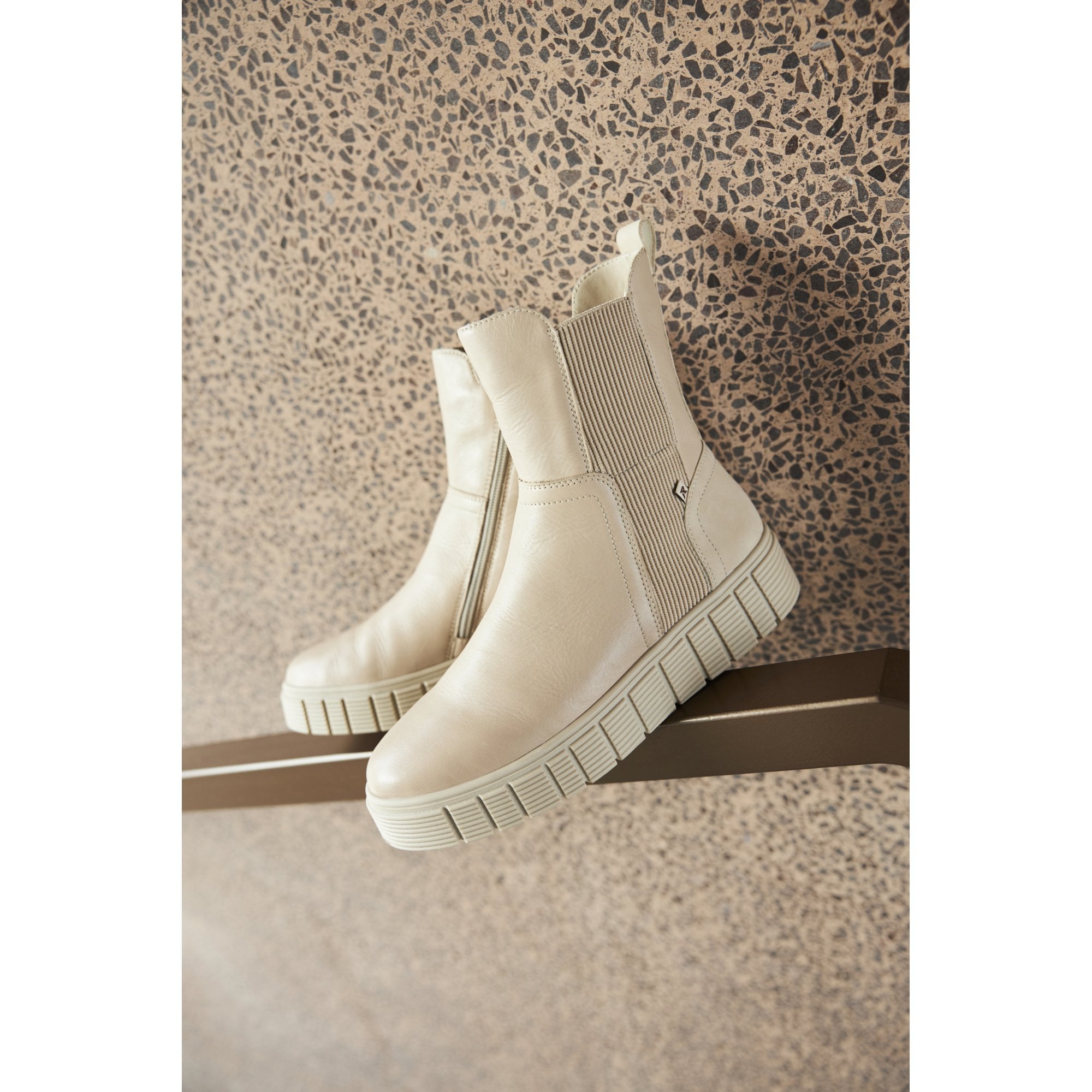 Rieker W1062 Wedge Boot - Beige - image 002 |ww_colour=beige|ww_order=002|