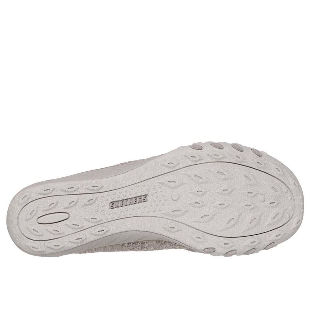 Skechers Breathe-Easy Knitty Waves Slip-in Trainer - Taupe - image 002 |ww_colour=taupe|ww_order=002|
