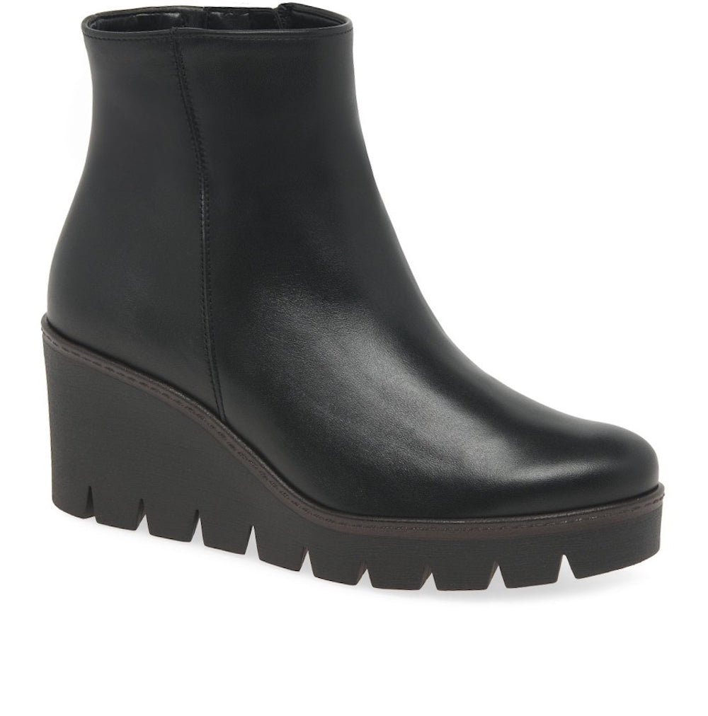 Gabor 8045.01.004 Utopia Black Wedge Ankle Boot
